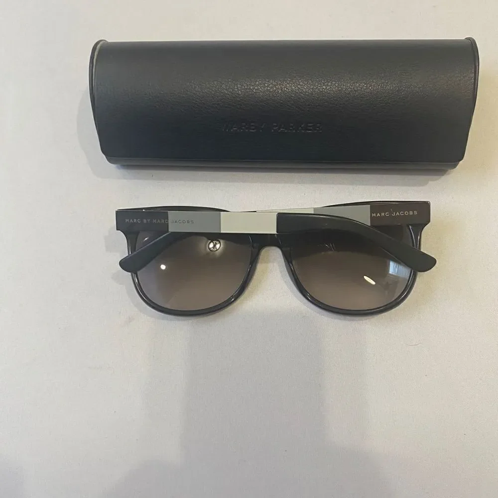 Marc by Marc Jacobs Sunglasses Black on Black with Brown,Silver, Gray Metal